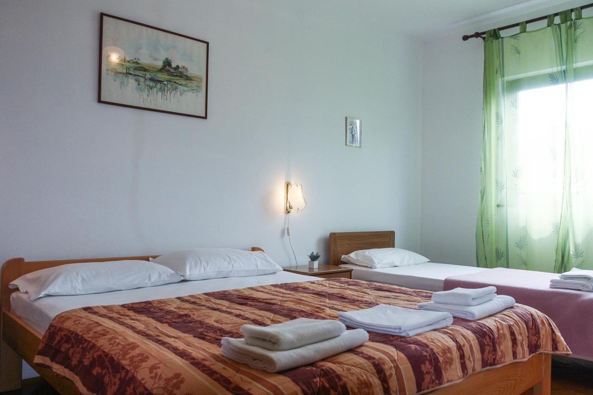 Apartment Suzy Vantacići Quarto foto