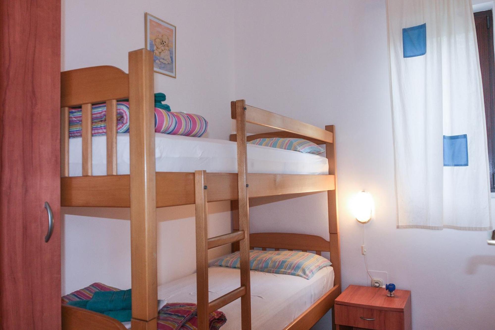 Apartment Suzy Vantacići Quarto foto